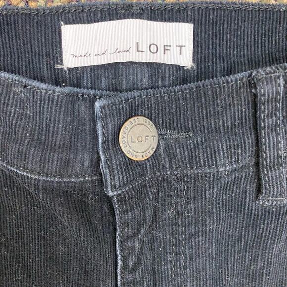 Ann Taylor Loft Black Corduroy Modern Skinny 5-Pocket Pants - Picture 4 of 8